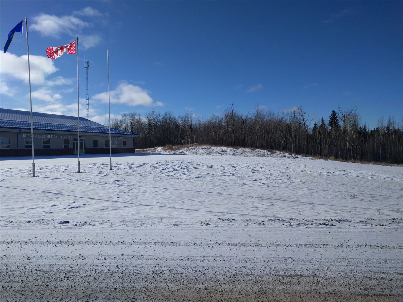 Aerial view of community buildings at Buffalo Lake M&eacute;tis Settlement, Alberta
